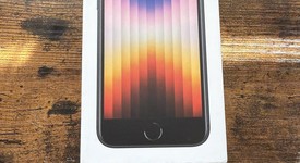 New
													Apple iPhone SE 3rd Gen 2022 - Unlocked, Midnight, 64 GB, A2595, photo 1 of 4