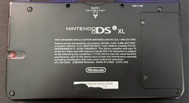 Fair
													Nintendo DS - Red, photo 4 of 8