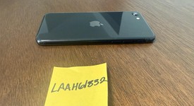 Fair
													Apple iPhone SE 2nd Gen 2020 - Unlocked, Black, 64 GB, A2275, photo 2 of 8
