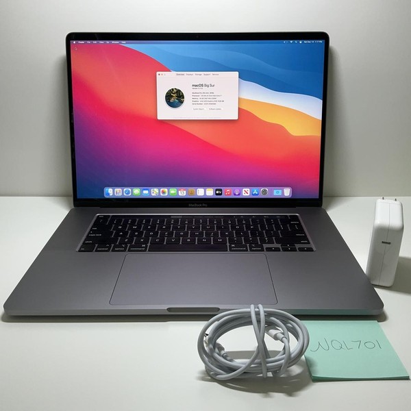 MacBook Pro 2019 - 16 inch - 512 GB, Gray, 16 GB, Intel Core i7