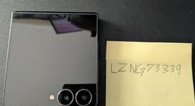 Mint
													Samsung Galaxy Z Flip7 - Unlocked, Jet Black, 512 GB, 12 GB, SM-F766U1, photo 5 of 7