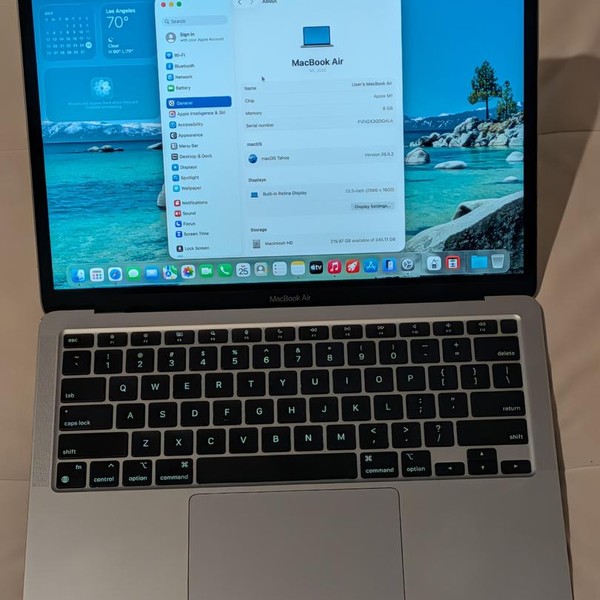 MacBook Air 2020 - 13 inch - 256 GB, Gray, 8 GB, Apple M1