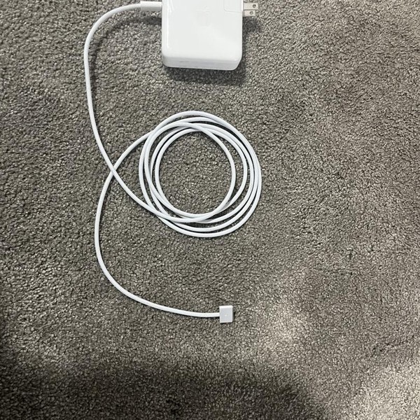 MacBook Pro 2021 - 14 inch - 512 GB, Gray, 16 GB, Apple M1 Pro 8-core