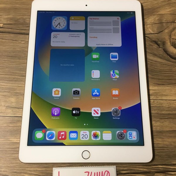 Apple iPad Pro 9.7 inch - Verizon, 128 GB, Gold, A1674