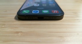 Good
													Apple iPhone 15 - AT&T, Black, 128 GB, A2846, photo 3 of 10