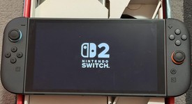 Mint
													Nintendo Switch 2 - Red & Blue, Standard, photo 5 of 10