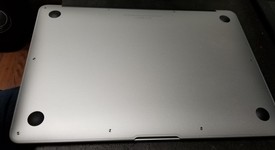 Good
													MacBook Air 2017 - 13" - Silver, 128 GB, 8 GB, photo 4 of 14