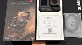 Mint
													Insta360 Ace Pro 2, photo 1 of 4
