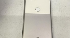 Mint
													Google Pixel XL - Verizon, Silver, 32 GB, 4 GB, Verizon Edition, photo 2 of 7