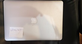 Good
													MacBook Air 2015 - 13" - Silver, 128 GB, 4 GB, photo 3 of 5