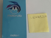 Moto X4