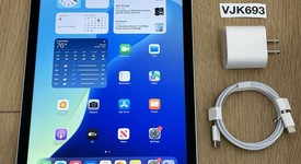 Good
													Apple iPad 11th Gen - Unlocked, Silver, 128 GB, A3355, photo 1 of 6