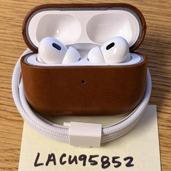Apple AirPods Pro 2 - USB-C