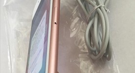 Mint
													Apple iPhone 6S - Unlocked, Rose Gold, 32 GB, A1688, photo 4 of 6