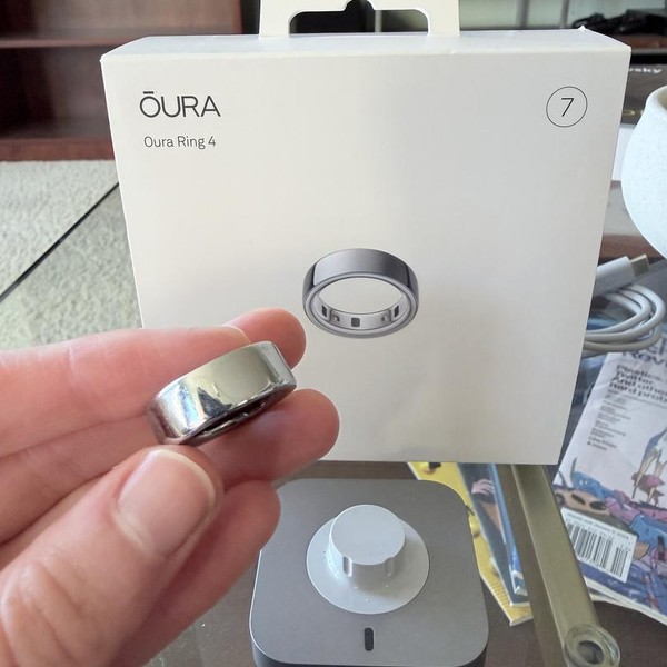 Oura Ring Gen 4 - Silver, Size 7