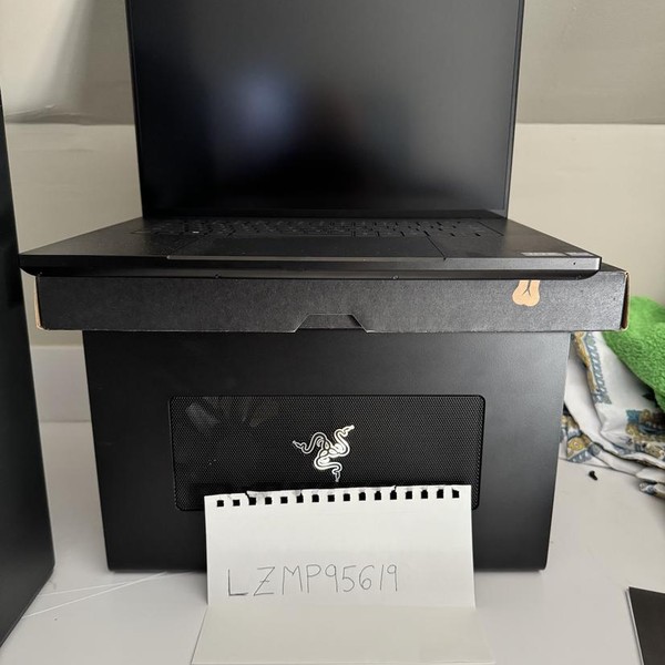 Razer Blade 16 inch 2023 - 1 TB, Black, 32 GB, Intel Core i9, QHD+ Plus