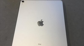 Mint
													Apple iPad Pro 12.9" 3rd Gen 2018 - AT&T, Silver, 256 GB, A2014, photo 2 of 8
