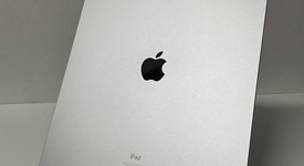 Mint
													Apple iPad Pro 12.9" 5th Gen 2021 - Unlocked, Silver, 128 GB, photo 2 of 6