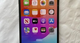 Good
													Apple iPhone 11 Pro Max - Unlocked, Gray, 256 GB, A2161, photo 4 of 9