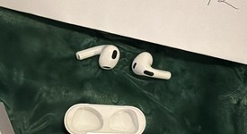 Used
													Apple AirPods 3rd Gen - MagSafe Case, photo 2 of 5