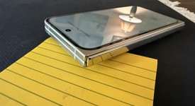 Good
													Google Pixel 9 Pro Fold - Unlocked, Porcelain, 512 GB, GGH2X, photo 4 of 6