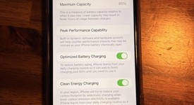 Good
													Apple iPhone SE 2nd Gen 2020 - Unlocked, Red, 64 GB, A2275, photo 3 of 17