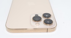 Good
													Apple iPhone 13 Pro Max - Unlocked, Gold, 128 GB, A2484, photo 3 of 9