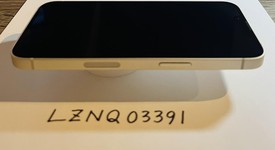 Mint
													Apple iPhone 13 - Unlocked, Starlight, 128 GB, A2482, photo 4 of 9