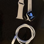 Good Apple Watch SE (2nd Gen) 40mm - Silver, A2722 - GPS, Aluminum
