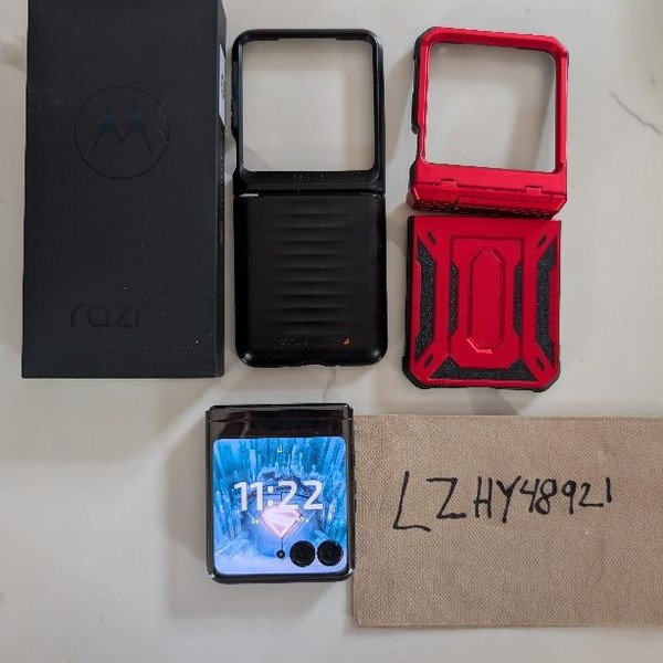 Motorola Razr Plus (2023) - Unlocked, 256 GB, Black, 8 GB