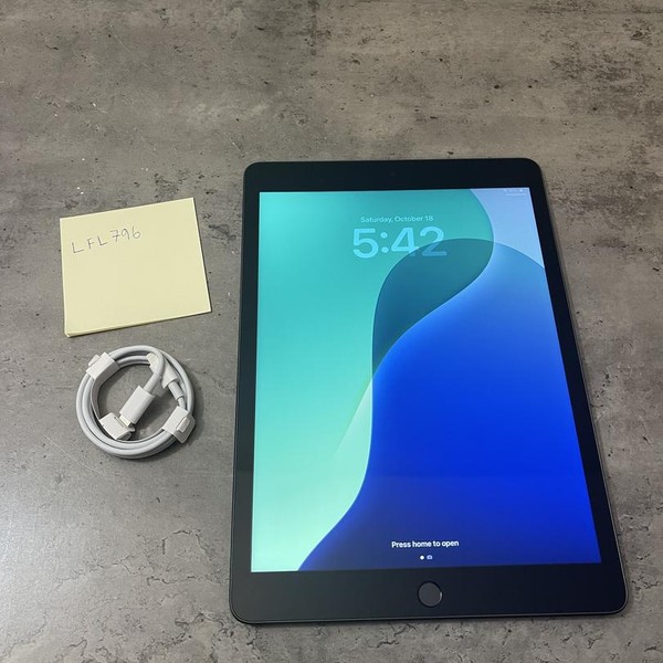 Apple iPad 9th Gen - Wi-Fi, 64 GB, Gray, A2602