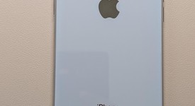 Good
													Apple iPhone Xs - Unlocked Non-US, Silver, 64 GB, A2097, photo 4 of 14