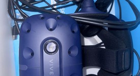 Good
													HTC Vive Pro - Navy Blue, photo 2 of 4