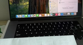 Mint
													MacBook Pro 2021 - 16" - Apple M1 Max, Gray, 1 TB, 64 GB, photo 4 of 12