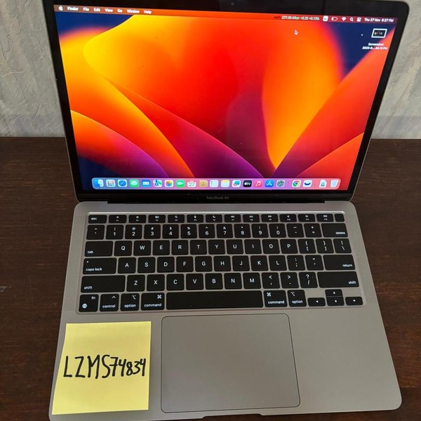 MacBook Air 2020 - 13 inch - 256 GB, Gray, 8 GB, Apple M1