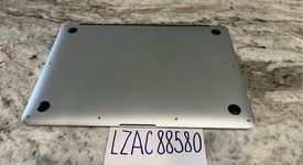 Good
													MacBook Pro 2017 (No Touch Bar) - 13" - I5, Silver, 128 GB, 8 GB, photo 2 of 5