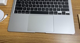 Good
													MacBook Air 2020 - 13" - Apple M1, Silver, 256 GB, 8 GB, photo 2 of 8