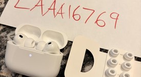 Used
													Apple AirPods Pro 3, photo 2 of 6