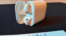 Used
													Apple AirPods 2nd Gen - Wireless Case, photo 1 of 8