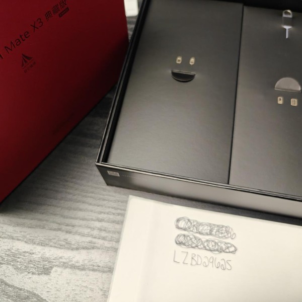 Huawei Mate X3 - Unlocked Non-US, 1 TB, Green, 12 GB