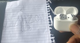 Used
													Apple AirPods 4th Gen - Active Noise Cancellation, photo 2 of 8