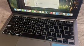 Good
													MacBook Air 2020 - 13" - I5, Gray, 256 GB, 8 GB, photo 2 of 8