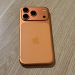 Mint Apple iPhone 17 Pro - Unlocked, 256 GB, Cosmic Orange, A3256