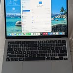 Good MacBook Air 2022 (M2) - 13 inch - 256 GB, Gray, 8 GB, Apple M2