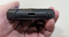 Mint
													Unihertz Titan Pocket - Unlocked, Black, 128 GB, 6 GB, photo 5 of 7