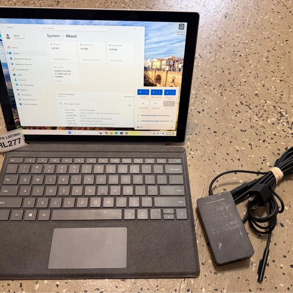 Microsoft Surface Pro 5 (2017) - Unlocked, 256 GB, Silver, 8 GB, LTE