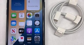 Mint
													Apple iPhone SE 3rd Gen 2022 - Unlocked, Midnight, 64 GB, A2595, photo 1 of 9