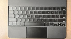 Good
													Apple iPad Pro 12.9" 6th Gen 2022 - Wi-Fi, Gray, 256 GB, photo 5 of 10