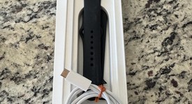 Good
													Apple Watch SE 1st Gen 40mm - Verizon, Gray, A2353 - Cellular, Aluminum, photo 3 of 8