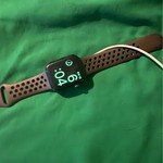 Good Apple Watch SE (2nd Gen) 44mm - Midnight, A2723 - GPS, Aluminum